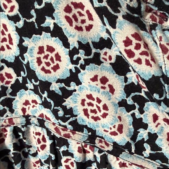 Women's Floral Tunic Top - Black with White and Red Floral Print - Picture 12 of 12